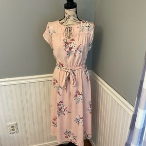 Loft Women’s Pink floral midi dress size 6 shirt sleeve